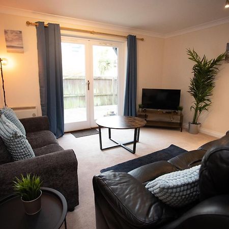 October Disc - Long Stay - Contractors - Frances Mews Bristol Exteriör bild